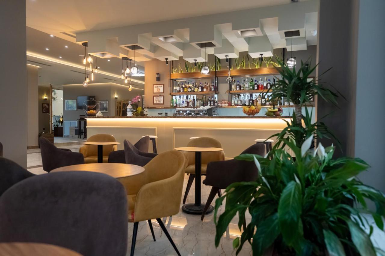 Kraal Apartments Vlore Ngoại thất bức ảnh