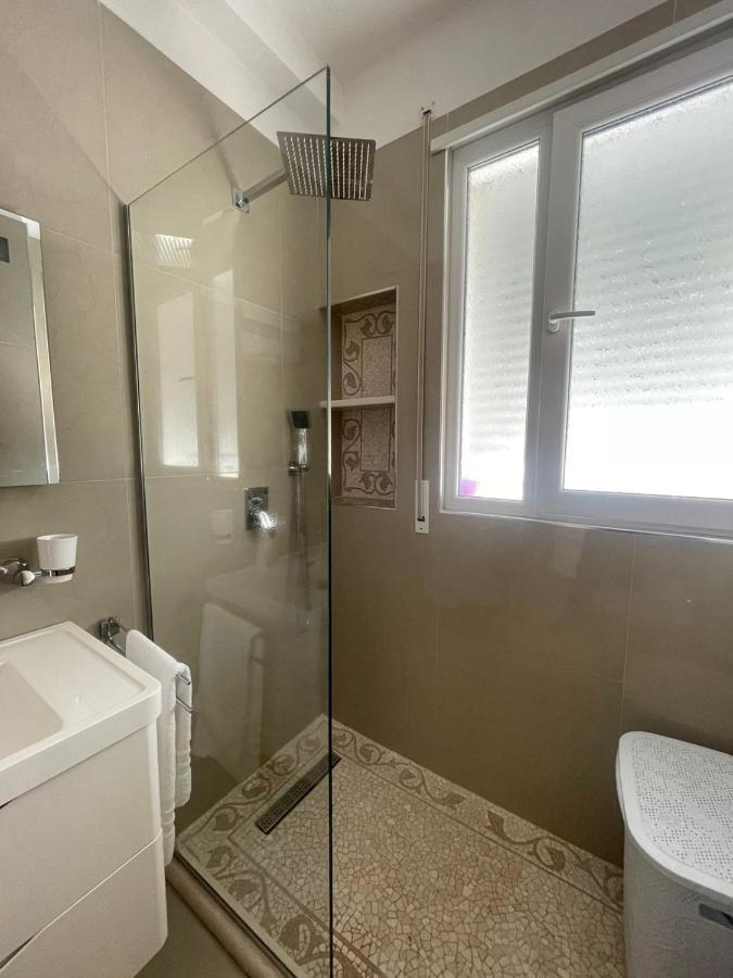 Kraal Apartments Vlore Ngoại thất bức ảnh